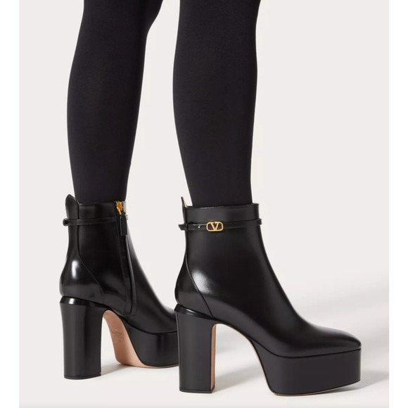 Valentino Tan-go 120 Black Leather Short Ankle Block Heel Platform Boot 40 - Picture 3 of 12